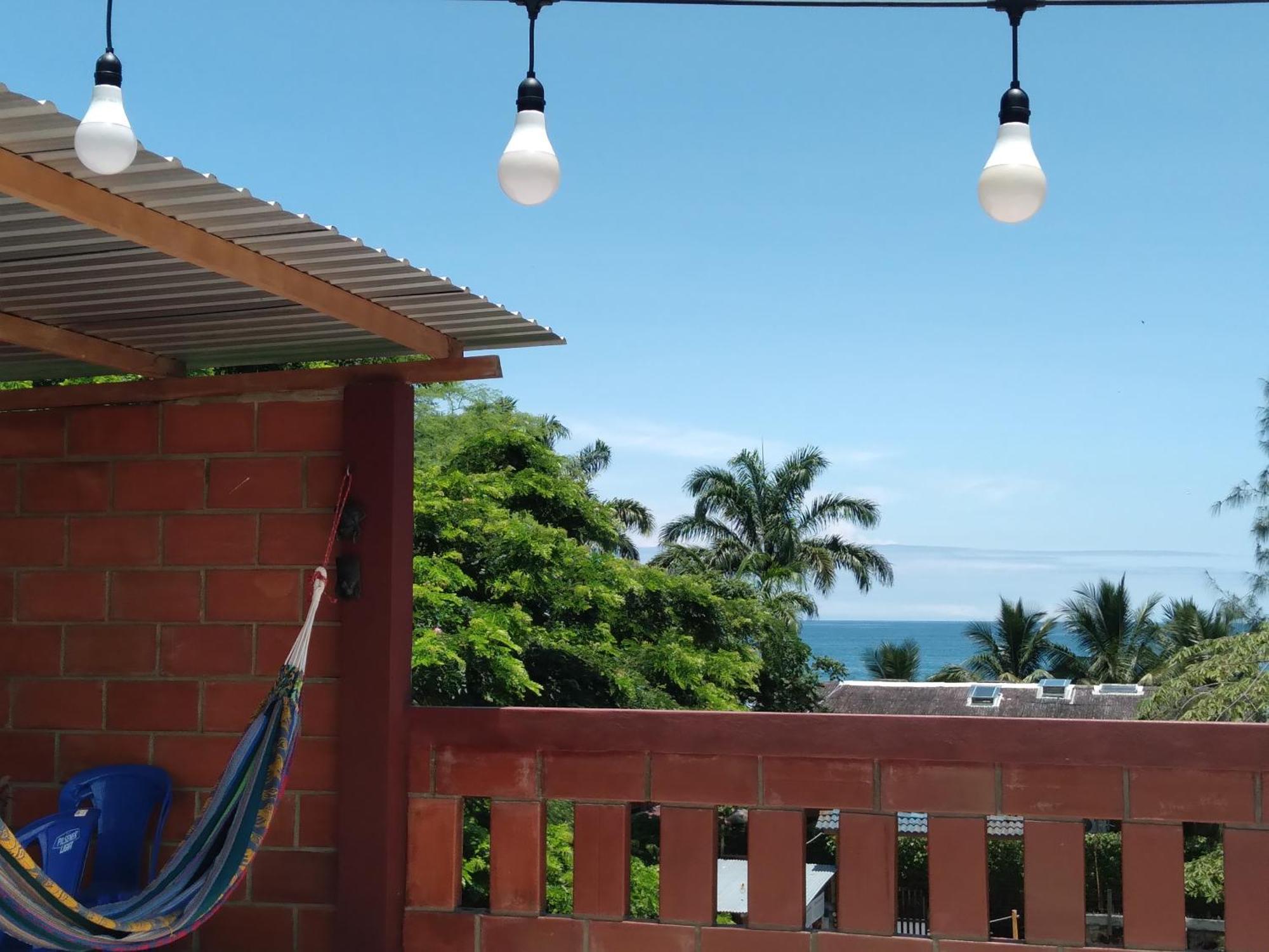 Hostal Casa Taisha Montañita Екстериор снимка