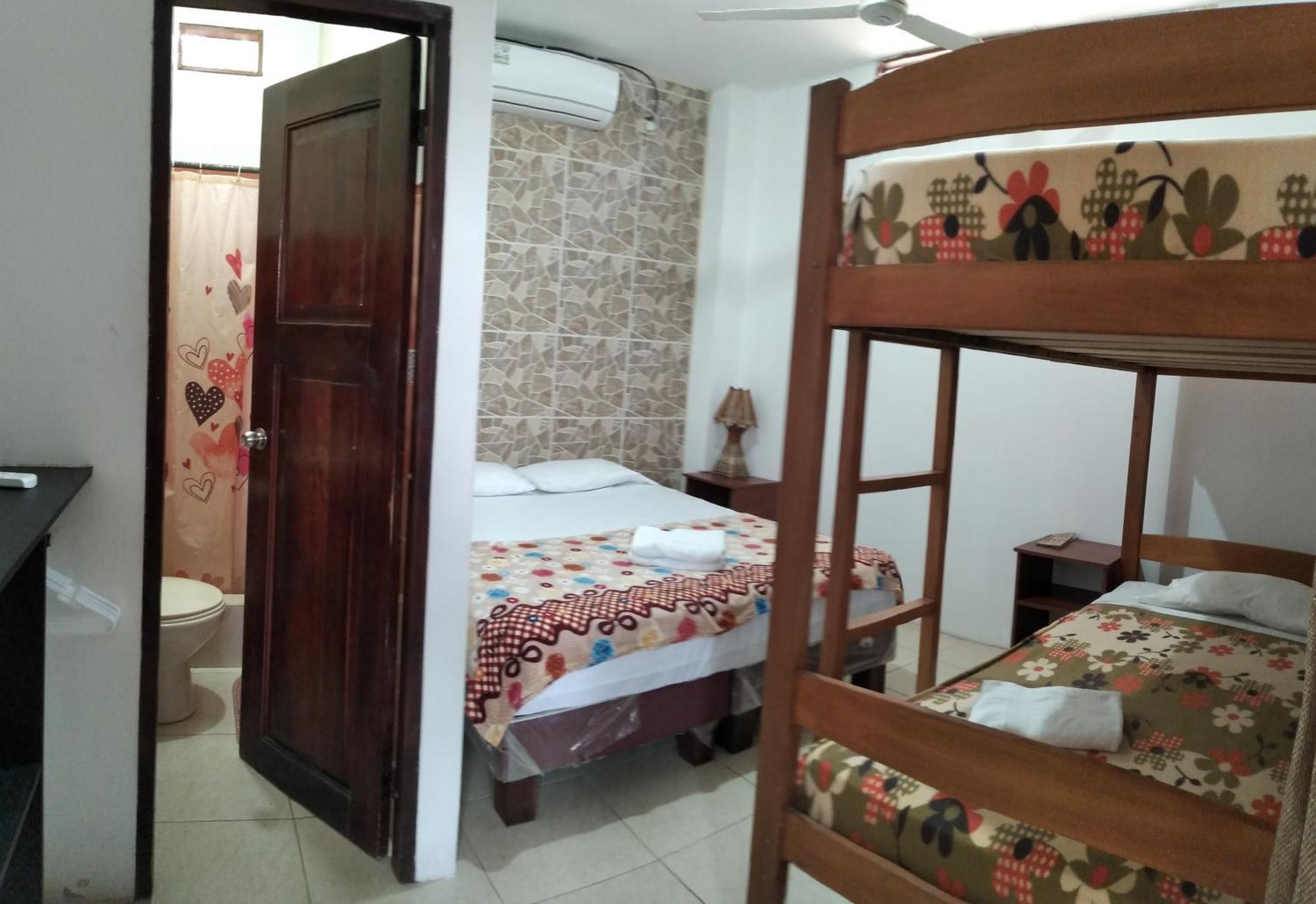 Hostal Casa Taisha Montañita Екстериор снимка