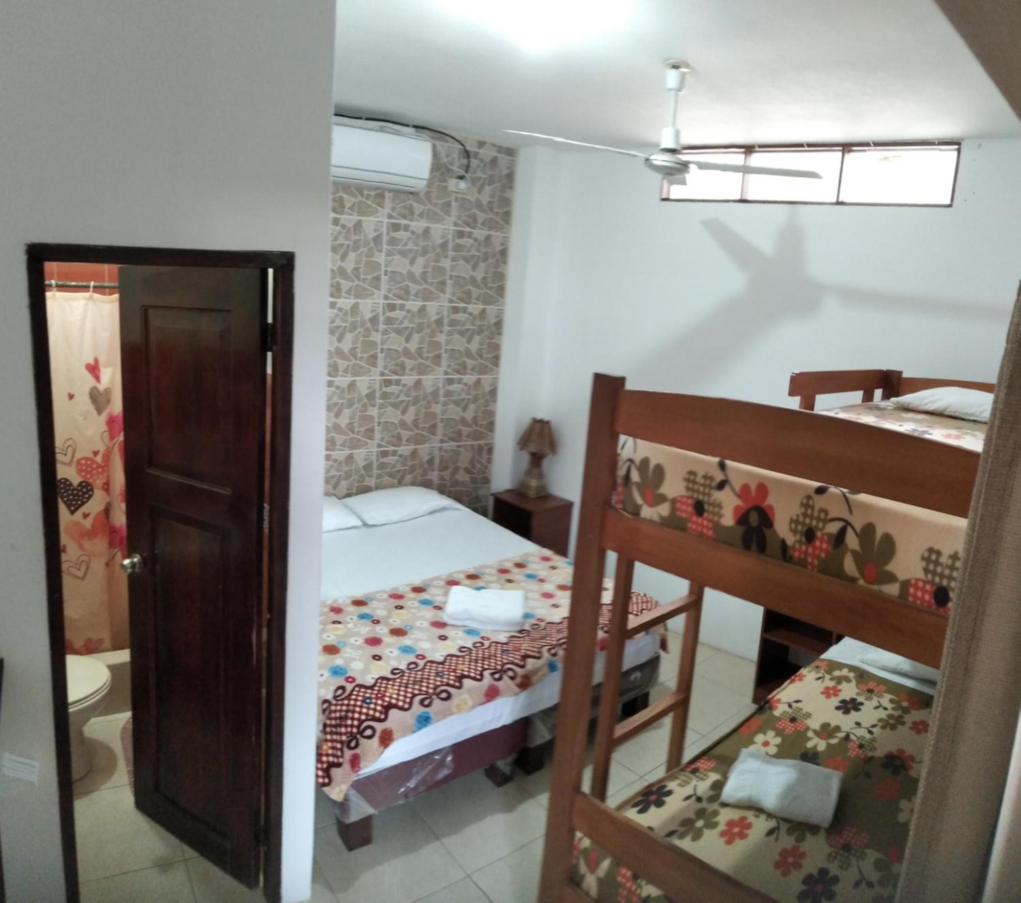 Hostal Casa Taisha Montañita Екстериор снимка