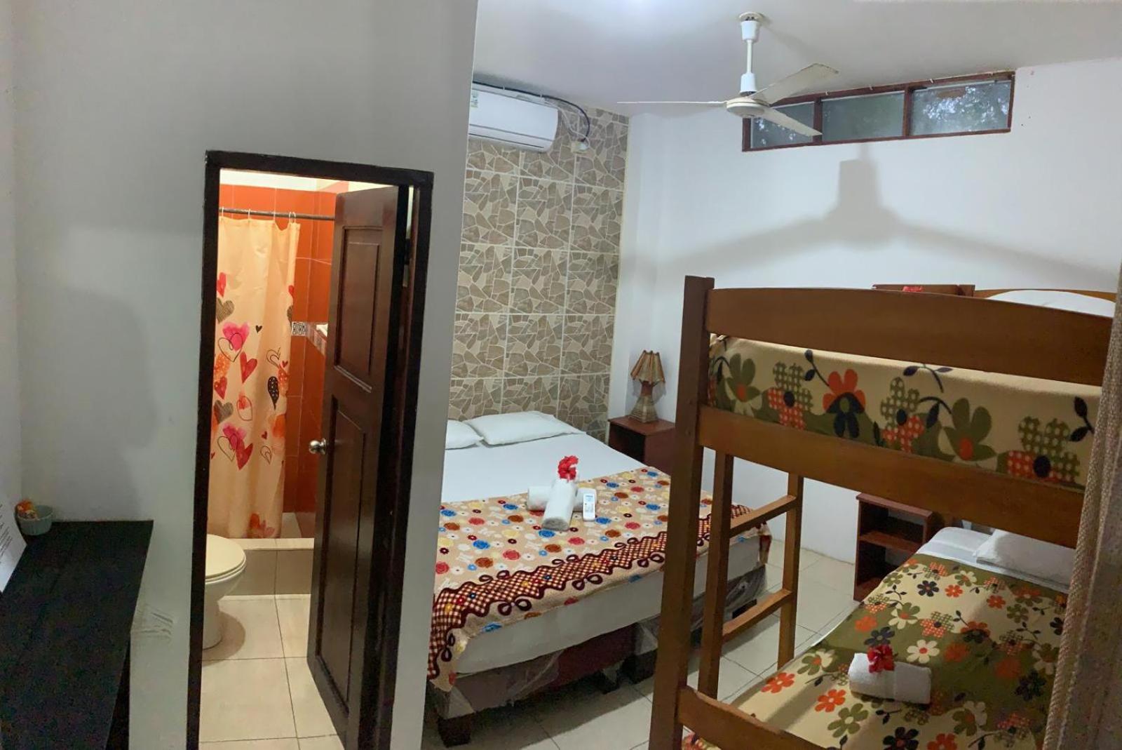 Hostal Casa Taisha Montañita Екстериор снимка