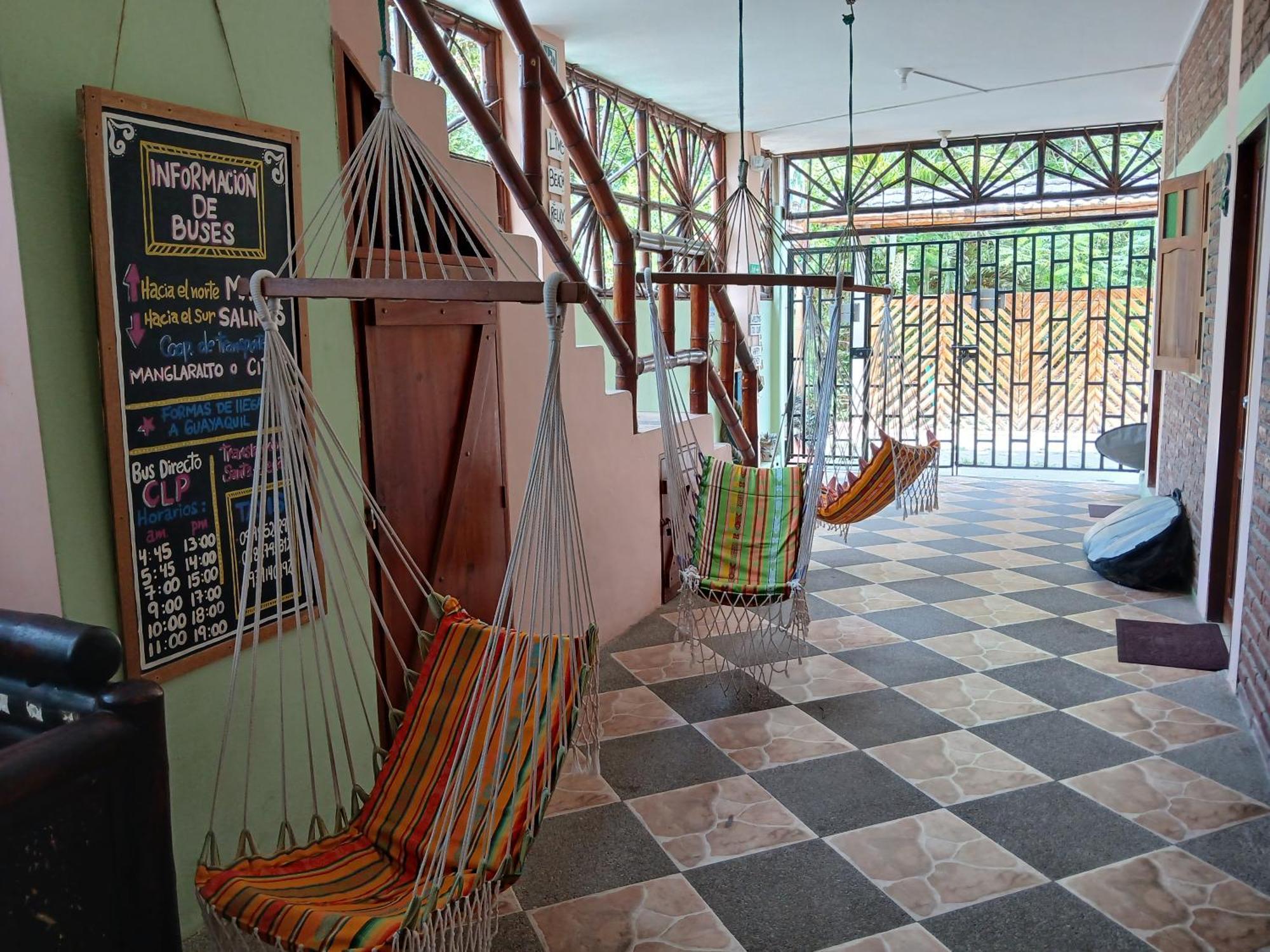 Hostal Casa Taisha Montañita Екстериор снимка